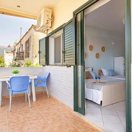 Appartement Simon Ionian Balcony 1 - Kitchen, Sea View